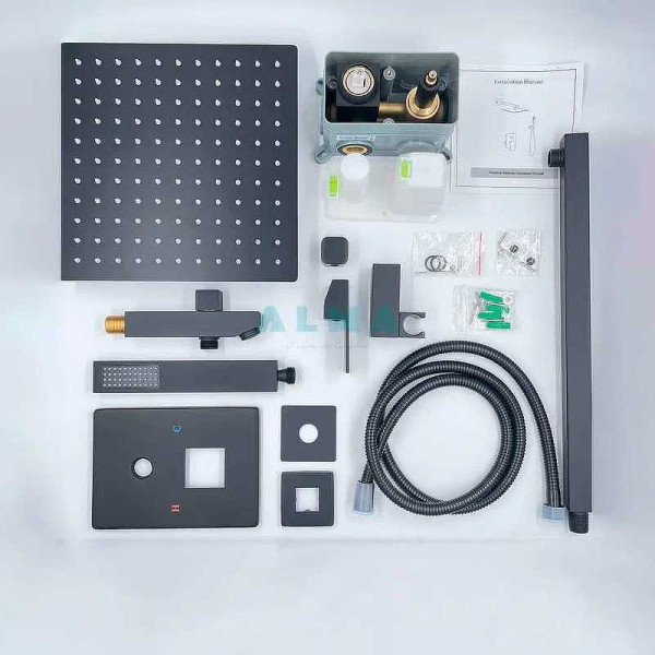 Душевая система ALMAes Teivaz черная матовая (TVZ-1805) Душевая система ALMAes Teivaz черная матовая (TVZ-1805)