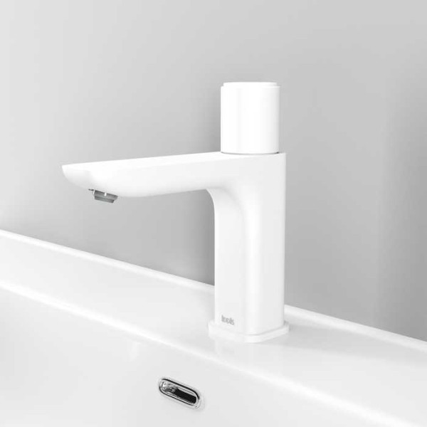 Смеситель для раковины Iddis Slide с управлением Push Control (SLIWTBTi01)