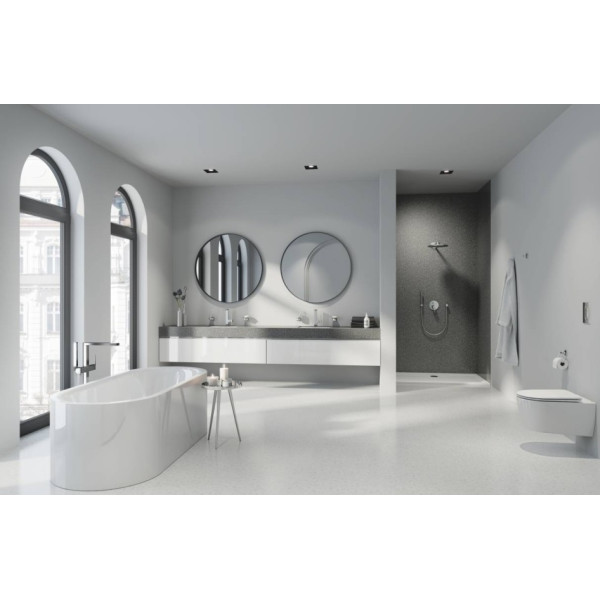 Смеситель напольный для ванны и душа Grohe Plus 2019 (23846003) Смеситель напольный для ванны и душа Grohe Plus 2019 (23846003)