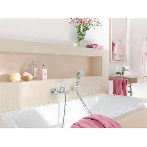 Смеситель для ванны и душа Grohe Eurostyle Cosmopolitan (33591002) Смеситель для ванны и душа Grohe Eurostyle Cosmopolitan (33591002)