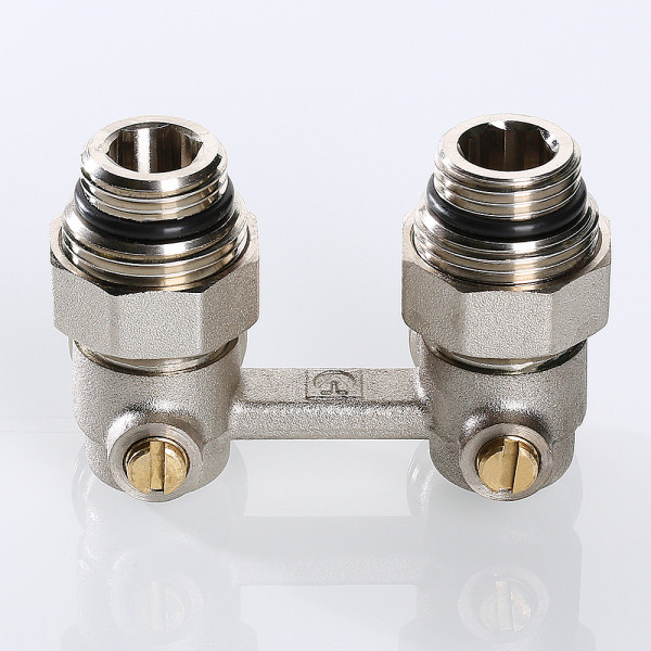Фитинг двойной угловой со встроенным шаровым краном 1/2"*3/4"(18) евроконус Valtec VT.345.KNA (c комплектом адаптеров) (VT.345.KNA.E04) Фитинг двойной угловой со встроенным шаровым краном 1/2"*3/4"(18) евроконус Valtec VT.345.KNA (c комплектом адаптеров) (VT.345.KNA.E04)