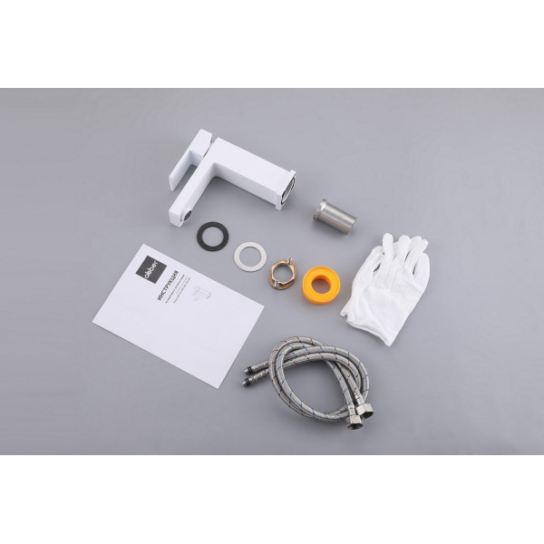 Смеситель для раковины Abber Daheim белый матовый (AF8210W) Смеситель для раковины Abber Daheim белый матовый (AF8210W)