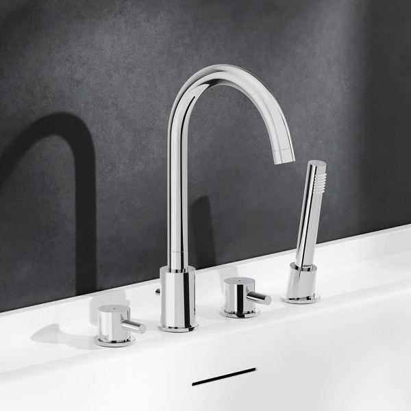 Смеситель для ванны и душа Damixa Scandinavian Pure хром (360400000) Смеситель для ванны и душа Damixa Scandinavian Pure хром (360400000)