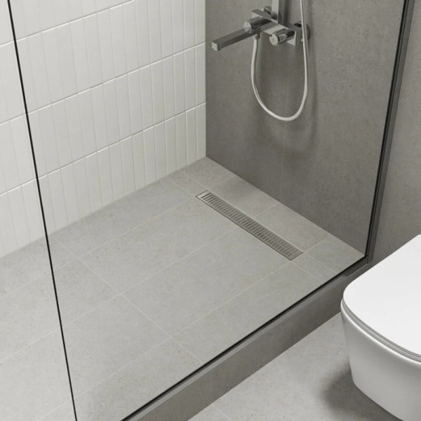 Душевой лоток Iddis Level 700 мм горизонтальный выпуск комб. затвор перфор. решетка хром (975A7SB10DZ)