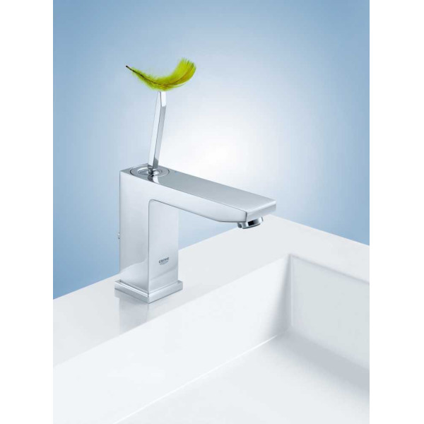 Смеситель для раковины Grohe Eurocube Joy (23657000)