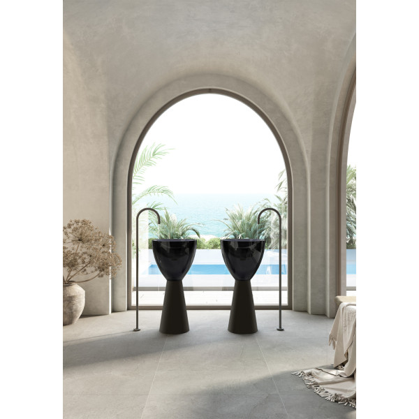 Раковина напольная Abber Kristall 450x450 черный/черный матовый (AT2703Onyx-Black) Раковина напольная Abber Kristall 450x450 черный/черный матовый (AT2703Onyx-Black)