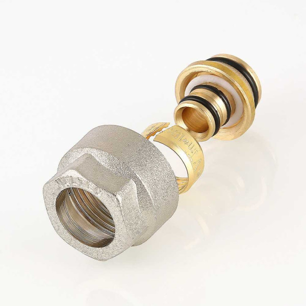 Переход коллекторный 16(2,0)*3/4"(18) (евроконус) Valtec для м/п трубы (VT.4420.NVE.16) Переход коллекторный 16(2,0)*3/4"(18) (евроконус) Valtec для м/п трубы (VT.4420.NVE.16)