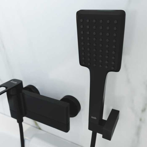 Смеситель для ванны и душа Iddis Slide с душевым комплектом (SLIBL00i02) Смеситель для ванны и душа Iddis Slide с душевым комплектом (SLIBL00i02)