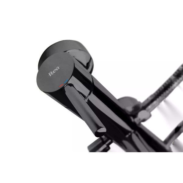 Смеситель для раковины Rea Lungo с душевым комплектом черный металлик (REA-B4422) Смеситель для раковины Rea Lungo с душевым комплектом черный металлик (REA-B4422)