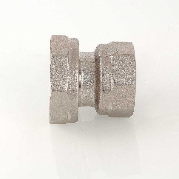 Переход с накидной гайкой 1"х3/4" ВВ Valtec (никель) (VTr.614.N.0605) Переход с накидной гайкой 1"х3/4" ВВ Valtec (никель) (VTr.614.N.0605)
