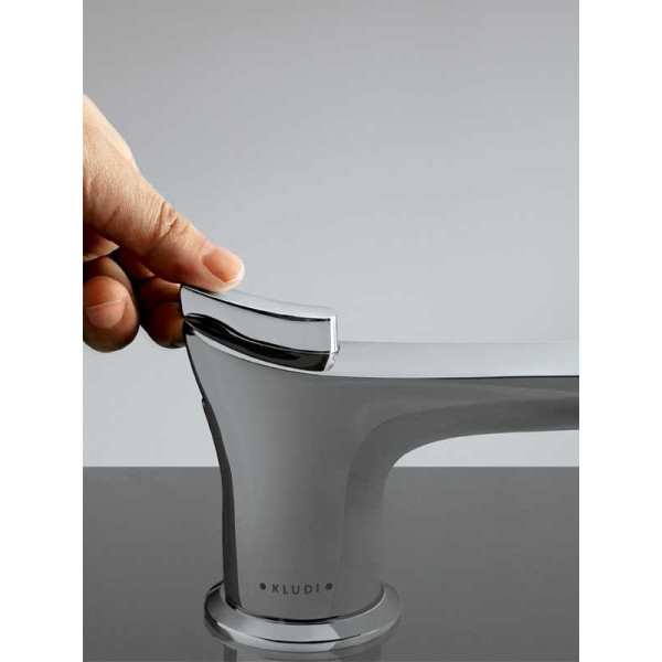 Смеситель на борт ванны Kludi Ambienta (534470575) Смеситель на борт ванны Kludi Ambienta (534470575)