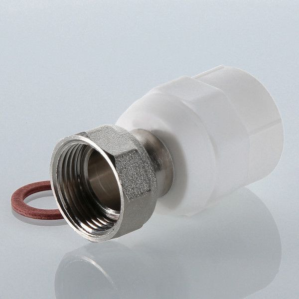 Переход с накидной гайкой и латунной вставкой PP-R 20*1/2"В VALTEC (латунь, белый) VTp.708.0.02004