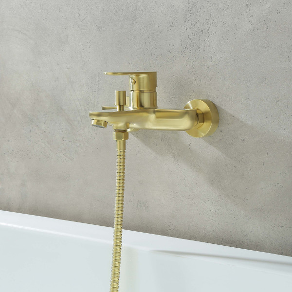 Смеситель для ваны и душа Aquatek Ника золото шлифованное (AQ1840BG) Смеситель для ваны и душа Aquatek Ника золото шлифованное (AQ1840BG)