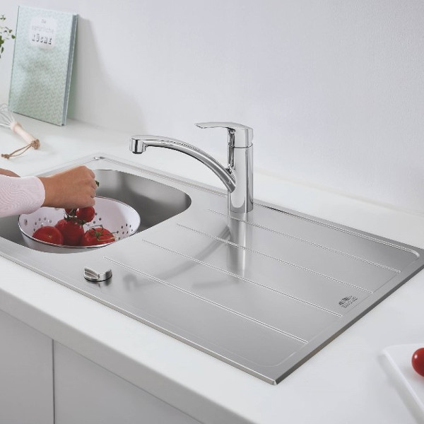 Смеситель для кухни Grohe Eurosmart хром (33281003) Смеситель для кухни Grohe Eurosmart хром (33281003)