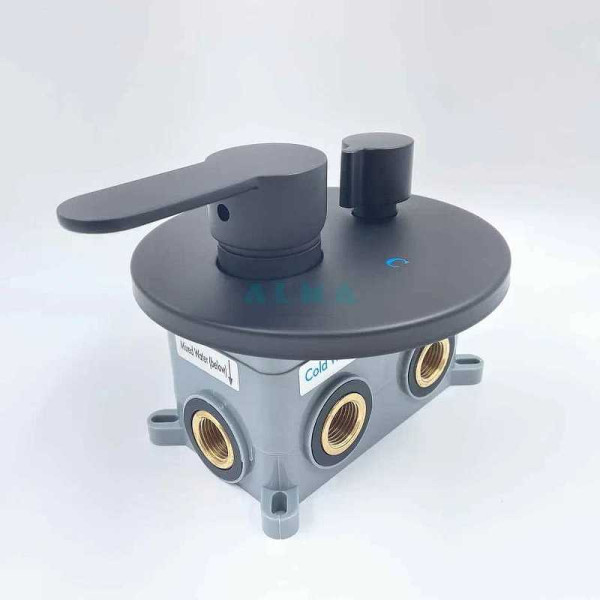 Душевая система ALMAes Ruver черная матовая (TVZ-8830) Душевая система ALMAes Ruver черная матовая (TVZ-8830)