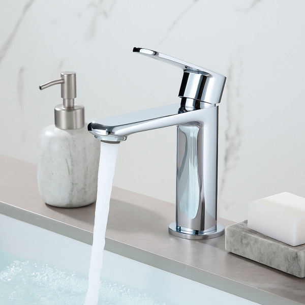 Смеситель для раковины Lemark хром (LMF-1012B-C) Смеситель для раковины Lemark хром (LMF-1012B-C)