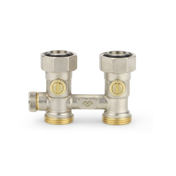 Фитинг двойной со встроенным шаровым краном (с байпасом) Varmega 3/4"(18)ЕКх3/4"(18)ЕК (VM13851) Фитинг двойной со встроенным шаровым краном (с байпасом) Varmega 3/4"(18)ЕКх3/4"(18)ЕК (VM13851)