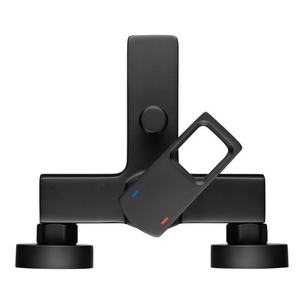 Смеситель для ванны Swedbe Kronos черный (2030B) Смеситель для ванны Swedbe Kronos черный (2030B)