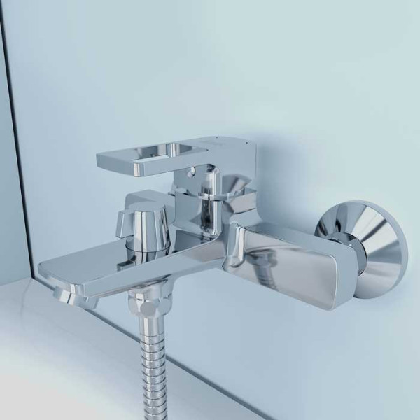 Смеситель для ванны и душа Iddis Bild (BILSB00i02WA)