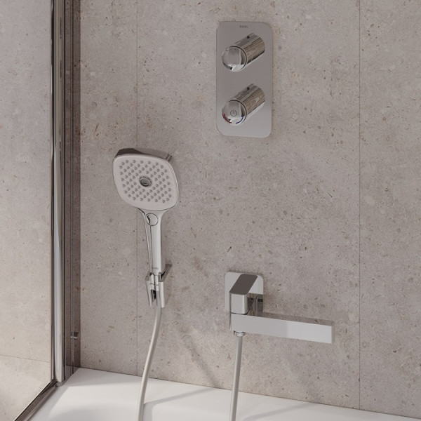 Смеситель для ванны и душа Iddis Slide хром глянцевый (SLISBBTi67)