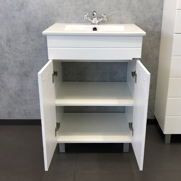Тумба напольная Comforty Марио 610x875x465 сосна лоредо матовый с раковиной (00-00001483) Тумба напольная Comforty Марио 610x875x465 сосна лоредо матовый с раковиной (00-00001483)