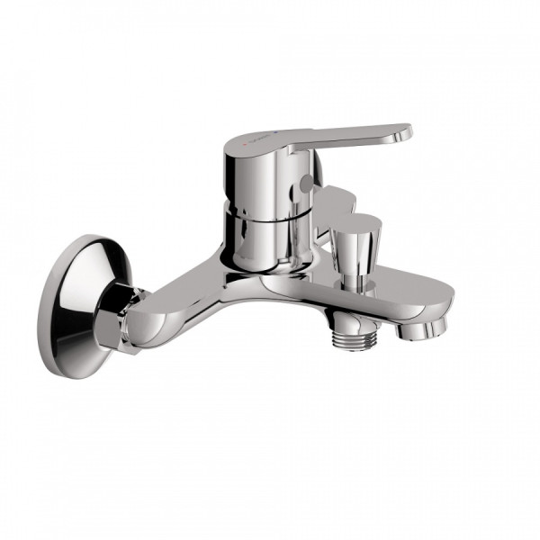 Смеситель для ванны и душа Dorff Norma с душевым набором хром (D1010008) Смеситель для ванны и душа Dorff Norma с душевым набором хром (D1010008)