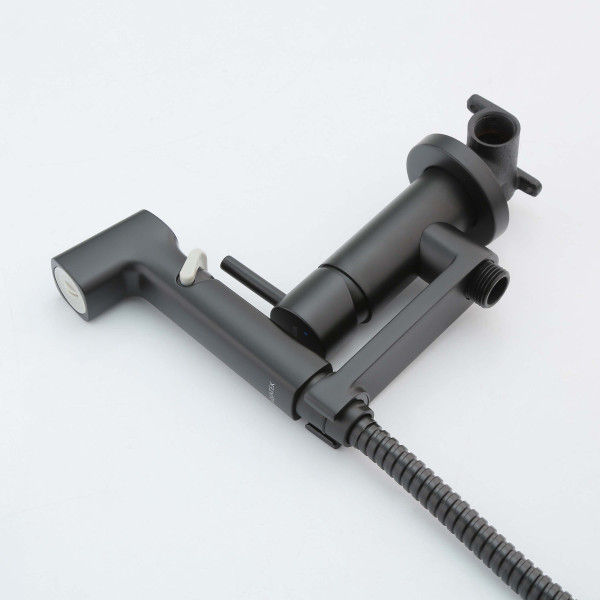 Смеситель с гигиеническим душем Aquatek Ника черный матовый (AQ1819MB) Смеситель с гигиеническим душем Aquatek Ника черный матовый (AQ1819MB)