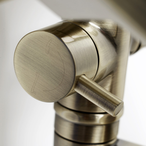 Смеситель для ванны и душа WasserKRAFT Exter с длинным изливом (1602L) Смеситель для ванны и душа WasserKRAFT Exter с длинным изливом (1602L)