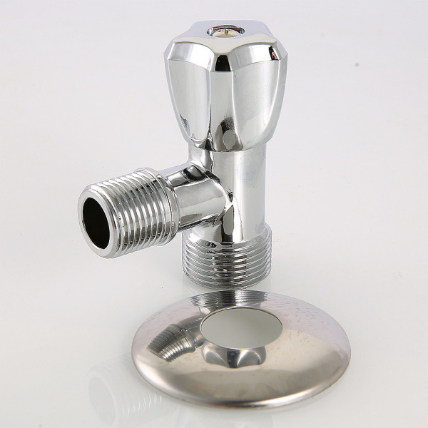 Кран угловой 1/2"х3/4" НН вентильный Valtec с чашкой VT.240.TN.0405 Кран угловой 1/2"х3/4" НН вентильный Valtec с чашкой VT.240.TN.0405