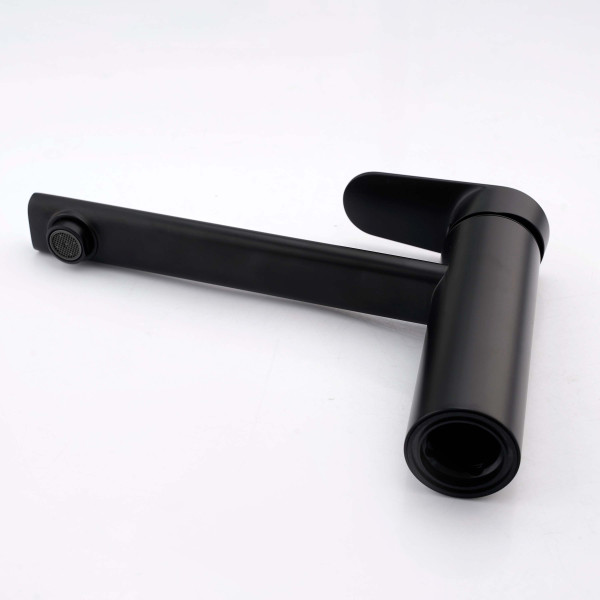 Смеситель для кухни Aquatek Ника черный матовый (AQ1880MB) Смеситель для кухни Aquatek Ника черный матовый (AQ1880MB)