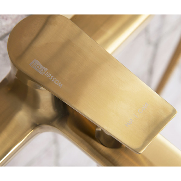 Смеситель для ванны и душа WasserKRAFT Aisch золотой матовый (5501) Смеситель для ванны и душа WasserKRAFT Aisch золотой матовый (5501)