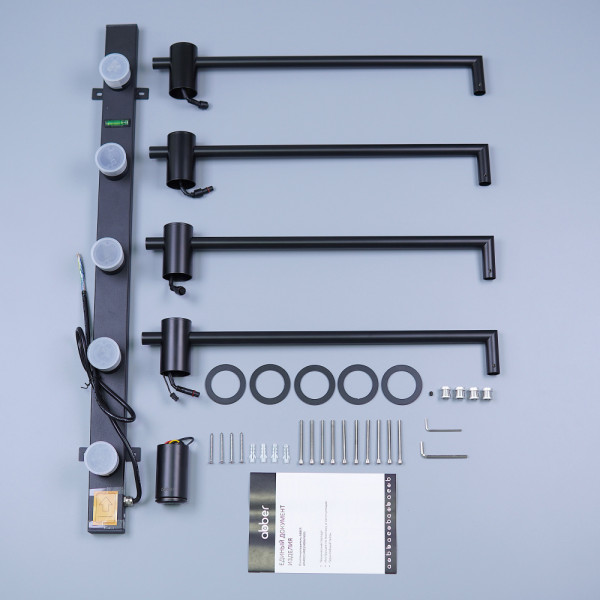 Полотенцесушитель электрический Abber Charme 520x645 черный матовый (AH4004MB) Полотенцесушитель электрический Abber Charme 520x645 черный матовый (AH4004MB)