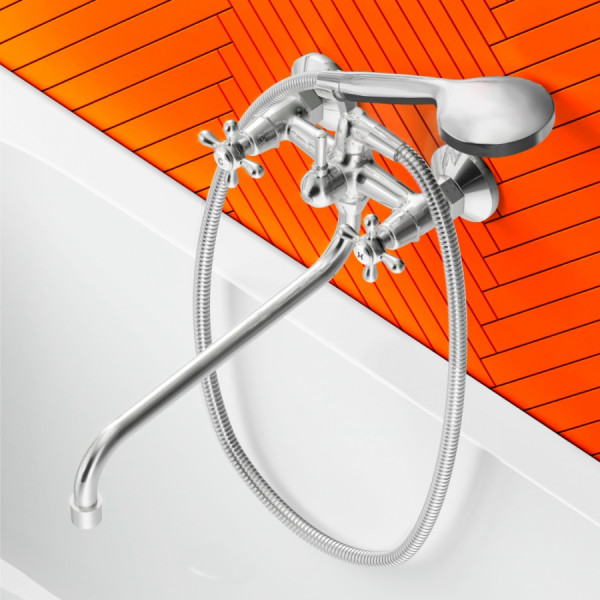 Смеситель для ванны и душа Dorff Vintage с душевым набором хром (D6095000) Смеситель для ванны и душа Dorff Vintage с душевым набором хром (D6095000)