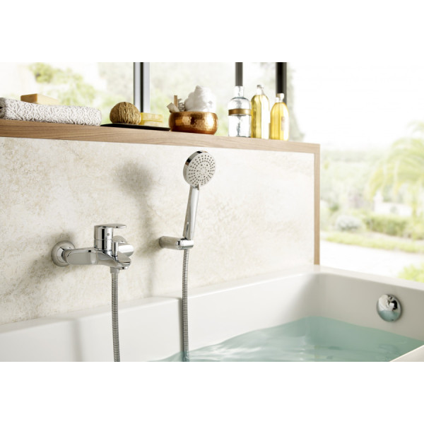 Смеситель для ванны и душа Roca Eos хром (7.5A02.8.2C0.M) Смеситель для ванны и душа Roca Eos хром (7.5A02.8.2C0.M)