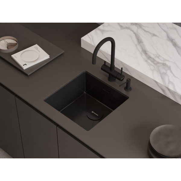 Смеситель для кухни Omoikiri Yamada-GB с переключателем на фильтр графит (4994361)