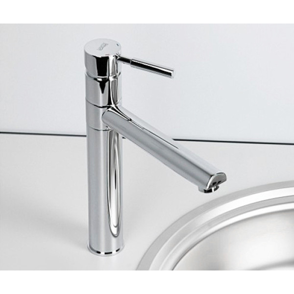 Смеситель для кухни WasserKRAFT Main (4107) Смеситель для кухни WasserKRAFT Main (4107)
