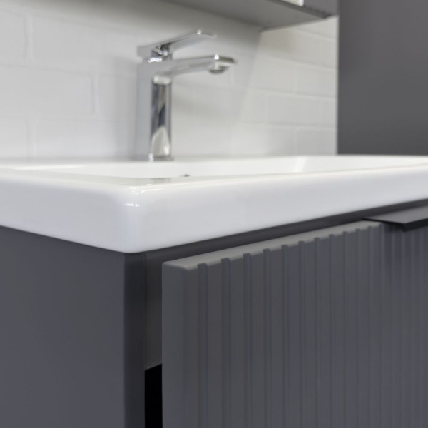 Тумба подвесная Comforty Валдай 700x560x450 белый матовый с раковиной (00-00019212)