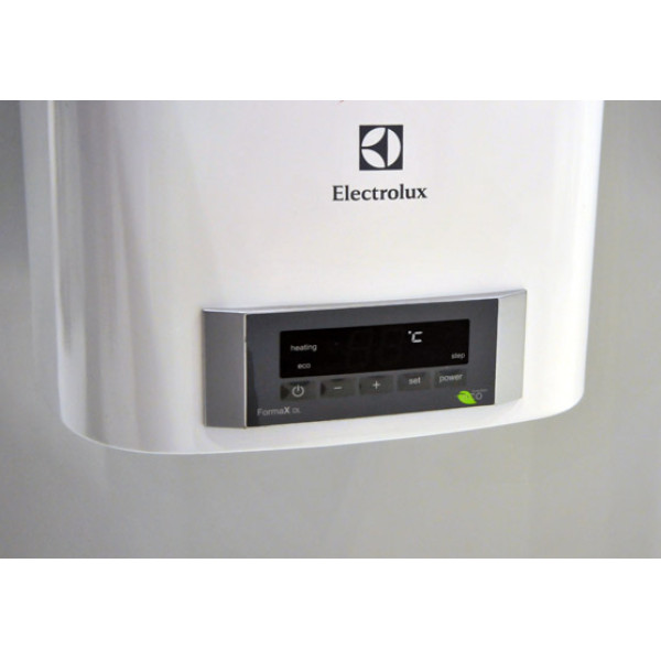 Водонагреватель накопительный Electrolux EWH 30 Formax DL (вертикальный/горизонтальный)