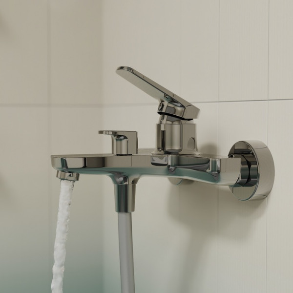 Смеситель для ванны и душа Iddis Ever хром (EVESB00i02WA) Смеситель для ванны и душа Iddis Ever хром (EVESB00i02WA)