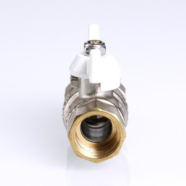 Кран 1/2" шаровый со сгоном Valtec Base (белая бабочка) VT.227.NW.04 Кран 1/2" шаровый со сгоном Valtec Base (белая бабочка) VT.227.NW.04