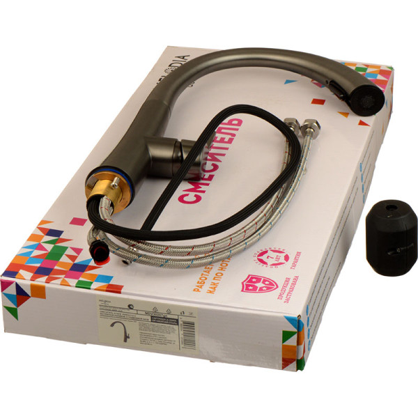 Смеситель для кухни Melodia della vita Perfetto с выдвижным изливом, оружейная сталь (MDV30207gn) Смеситель для кухни Melodia della vita Perfetto с выдвижным изливом, оружейная сталь (MDV30207gn)