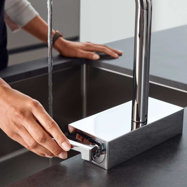 Смеситель для кухни Hansgrohe Aquno Select 170 M81 с вытяжным душем хром (73831000) Смеситель для кухни Hansgrohe Aquno Select 170 M81 с вытяжным душем хром (73831000)