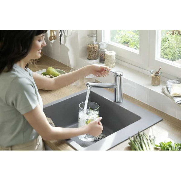 Смеситель для кухни Hansgrohe Zesis M черный (74802670)