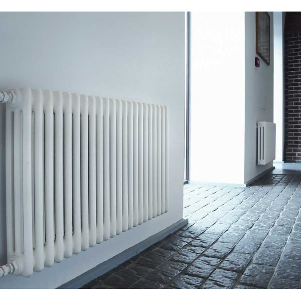 Радиатор стальной Zehnder 3040/15 №1270/7610 15 секций 3/4" RAL 9016 подключение боковое универсальное