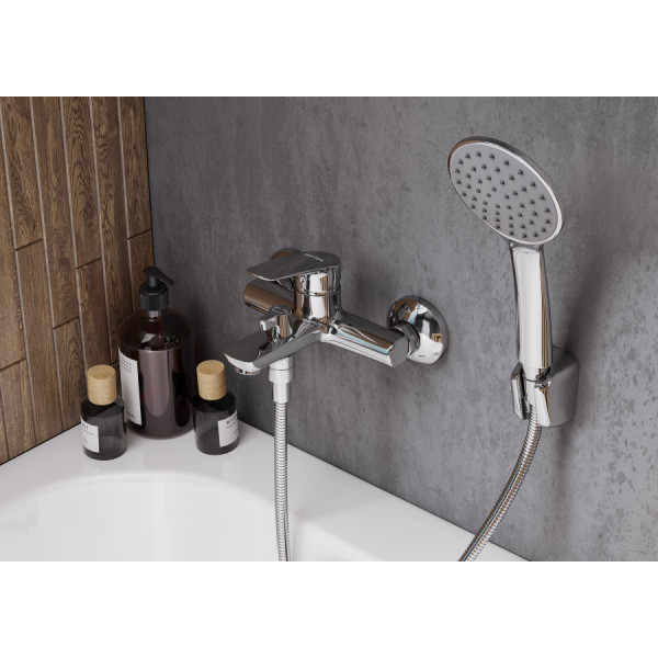 Смеситель для ванны и душа Santek Марион хром с душевым гарнитуром (WH5A1006C001) Смеситель для ванны и душа Santek Марион хром с душевым гарнитуром (WH5A1006C001)