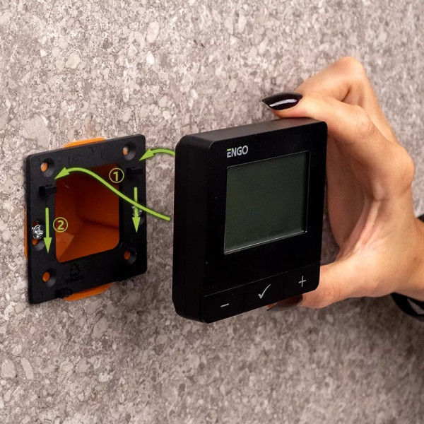 Терморегулятор Engo Умный ZigBee/868 МГц 230В (черный) (E25-230B)