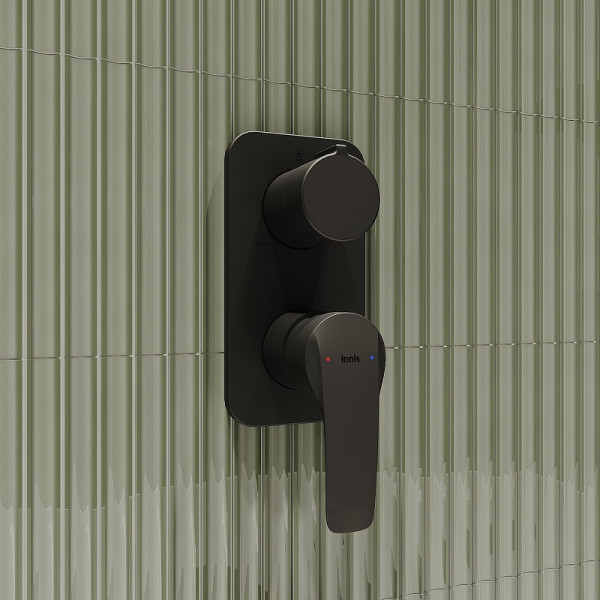 Душевая система Iddis Ray встраиваемая черная (RAYBL00i68)