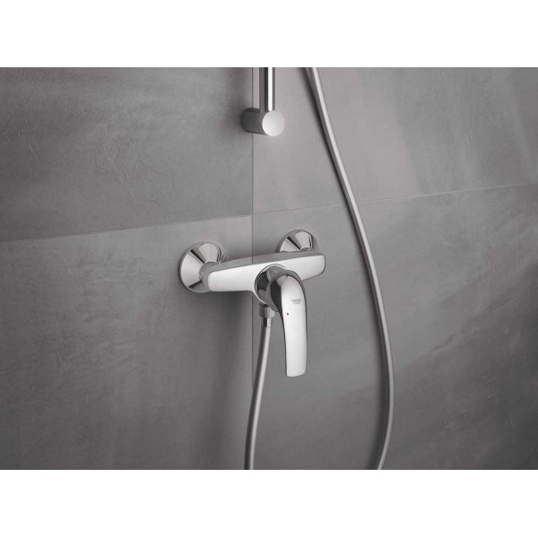 Смеситель для душа Grohe Start Curve (23767000) Смеситель для душа Grohe Start Curve (23767000)