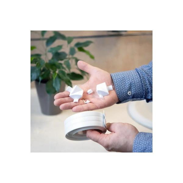 Лента бордюрная самоклеящаяся для ванн и раковин Aviora 38 мм. х 3,35 м. (фигурная) (302-104)