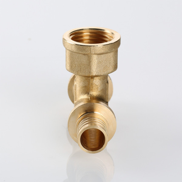 Тройник переходной 20х3/4"Вх20 Valtec PE-Xa VTm.432.BG (латунь) VTm.432.BG.200520 Тройник переходной 20х3/4"Вх20 Valtec PE-Xa VTm.432.BG (латунь) VTm.432.BG.200520